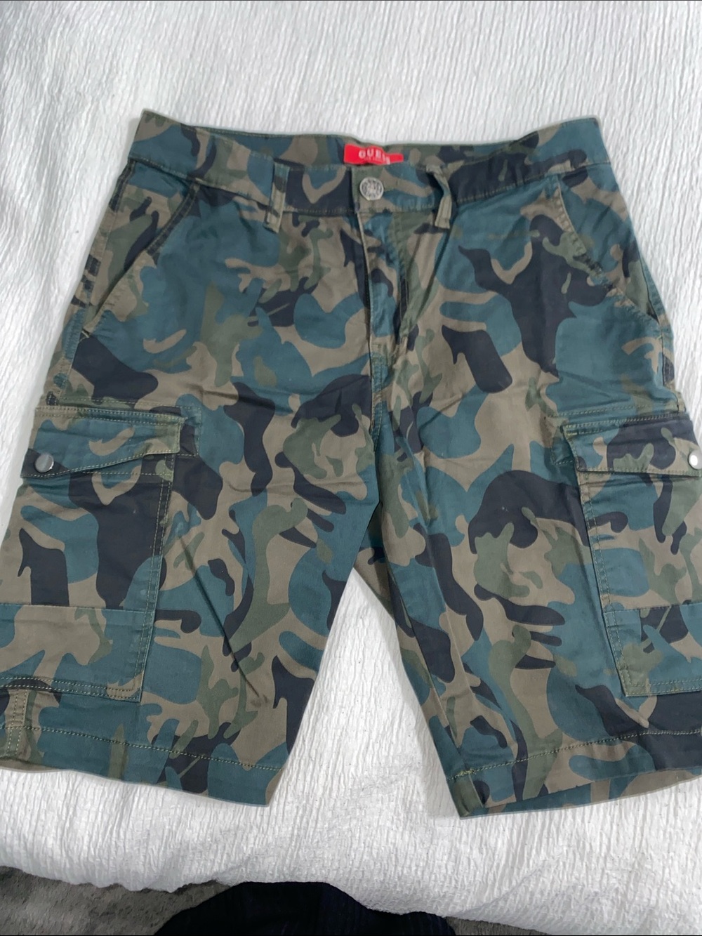 Guess Men's Camo Cargo Shorts - Green Camouflage Waist 31